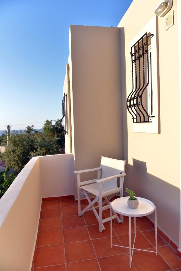 Villa Blue Vedere Йеранион Экстерьер фото